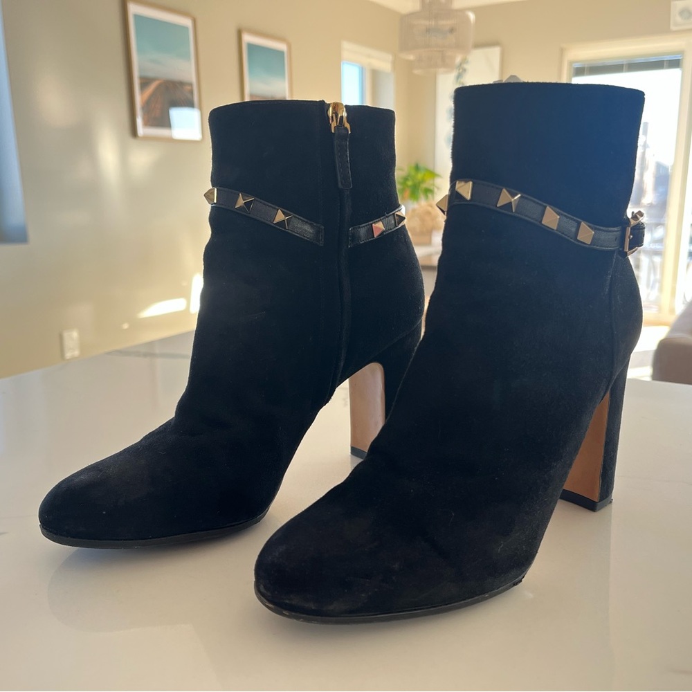 Valentino Garavani - Rockstud Black Suede Ankle Booties in Box - 39 / US 8.5